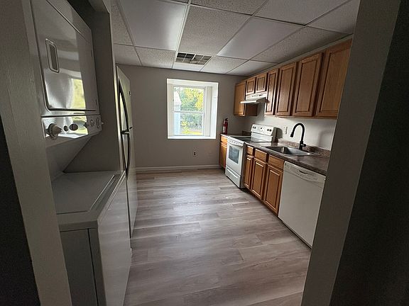 2nd image of 3022 Haddonfield Rd #A1