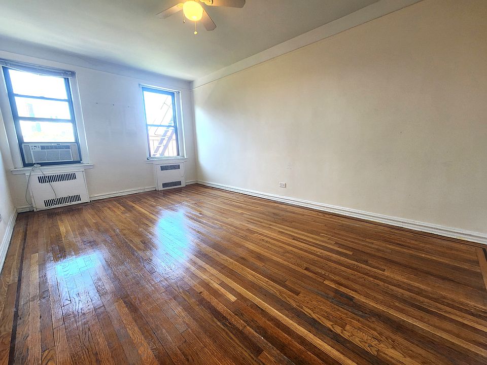 1st image of 4129 41st St APT 5B