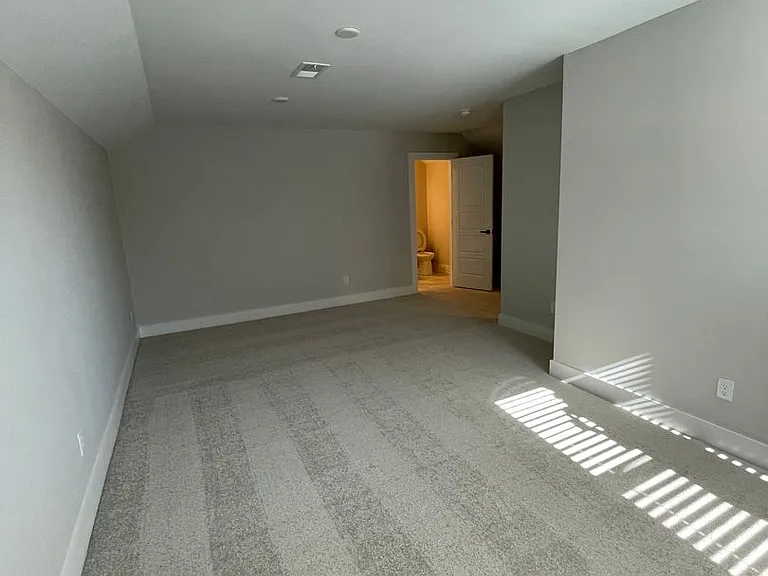 9030 Headwaters Dr — Photo 22