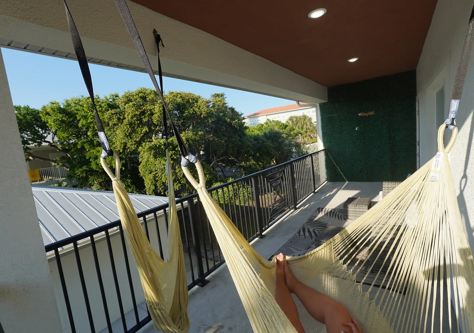 Villa Fior |Bold Luxury 2BR |River & Coastal Vibe — Photo 3
