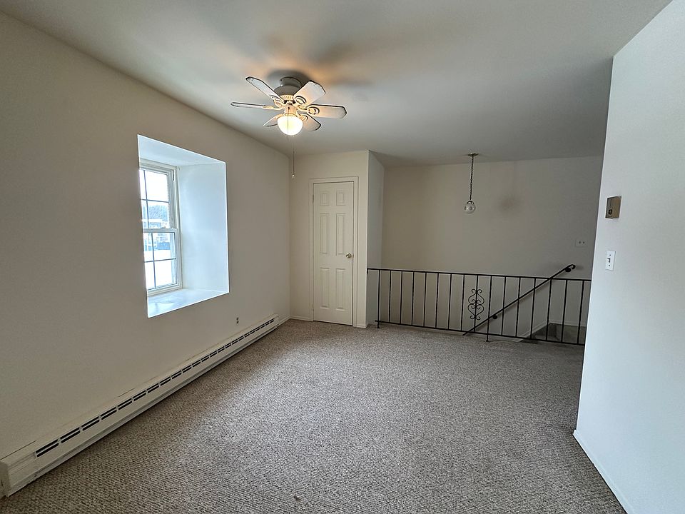 Dining Room with Walk in Closet