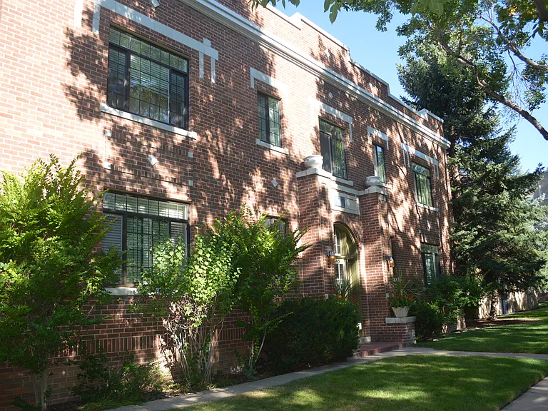 961 N Marion St #4 — Photo 23