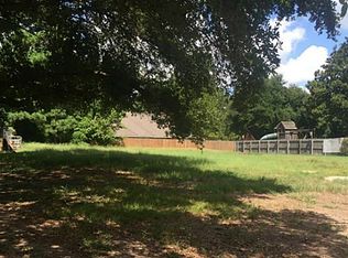 311 Beaumont Dr, Magnolia, TX 77354