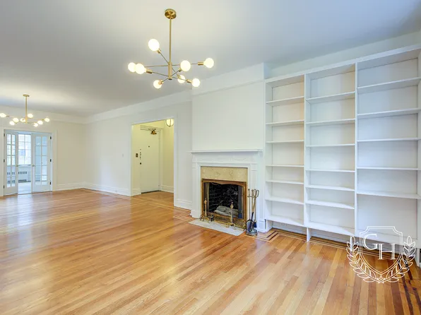 35-27 76th Street image 2 of 18