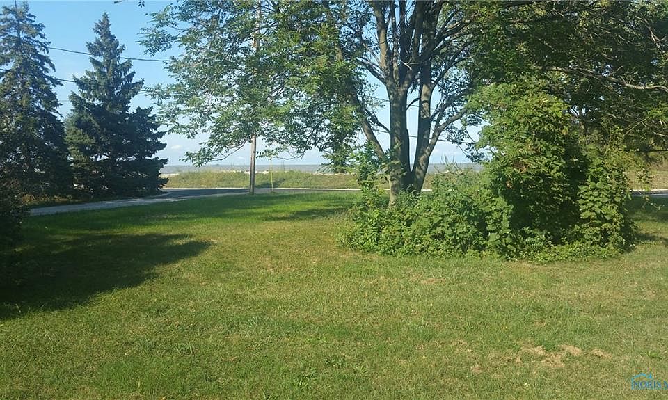 2nd image of 2036 Danforth Ln