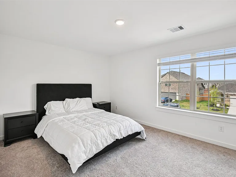 4806 Sand Clouds Dr — Photo 38