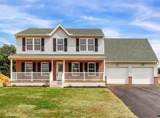 2821 Honey Valley Rd, Dallastown, PA 17313