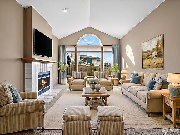 5th image of 18304 68th Avenue W