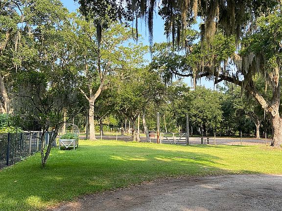3.6 acres in the heart of PV