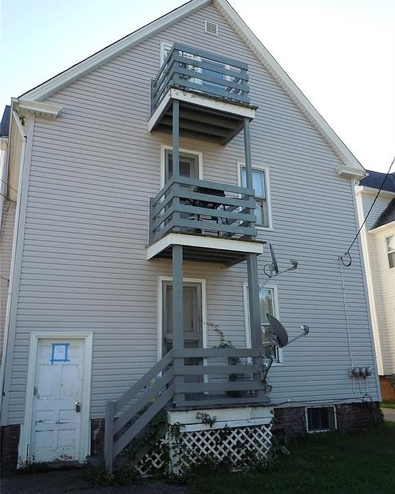 2nd image of 1630 Waterbury Rd