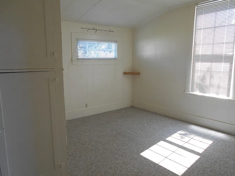 2706 Humboldt St — Photo 4