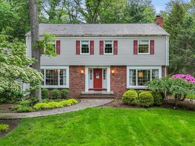 336 Lakeview Dr, Wyckoff, NJ, 07481