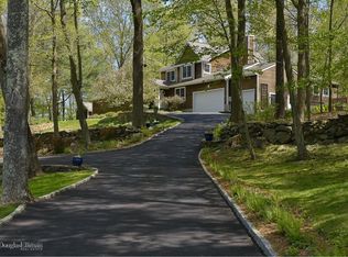 673 Bedford Rd, Armonk, NY 10504