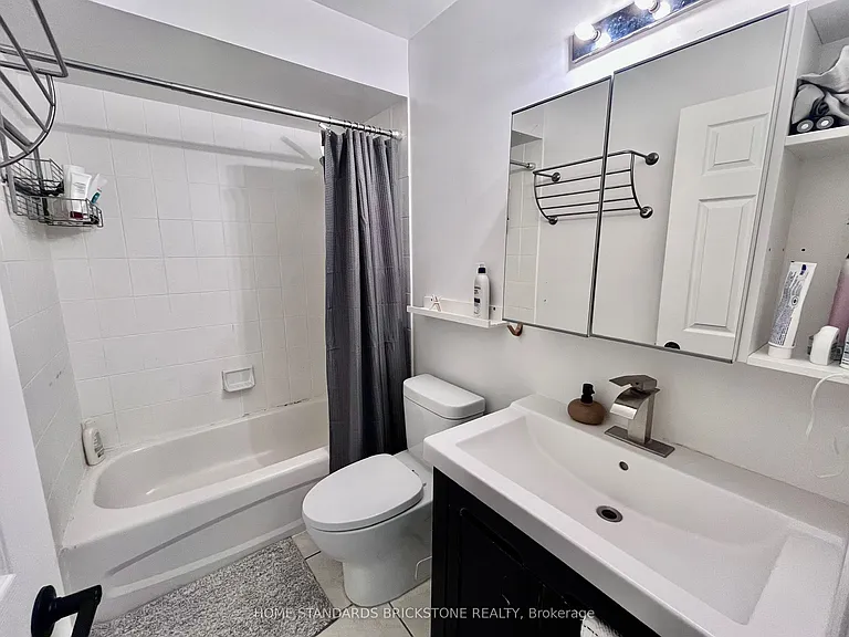 159 10th St #2 — Photo 24