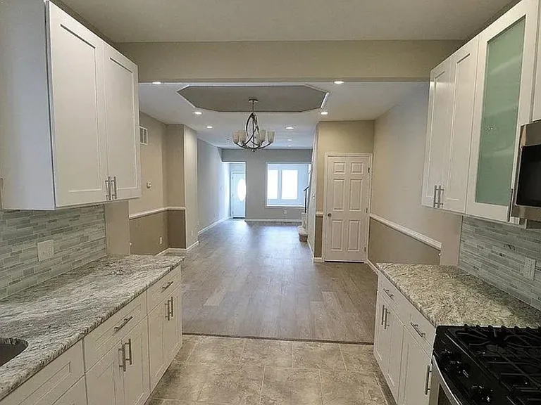 1558 N Felton St — Photo 1