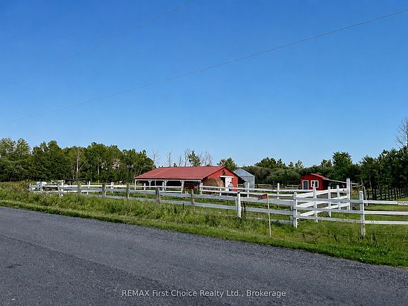 4th image of 661 Stewart Rd