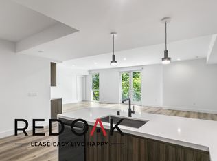 5801 1/2 Camerford Ave #206, Los Angeles, CA 90038
