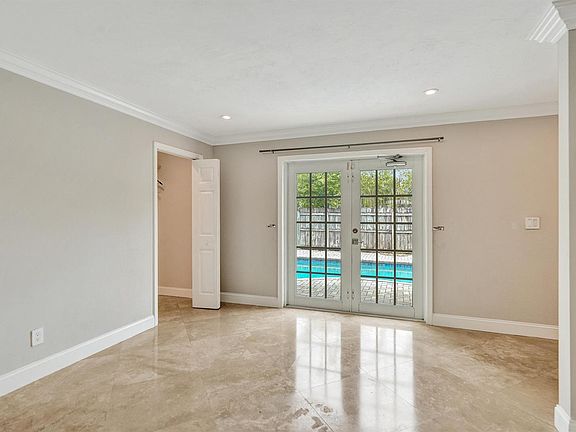 3rd image of 1145 NE 12th Ave #1145