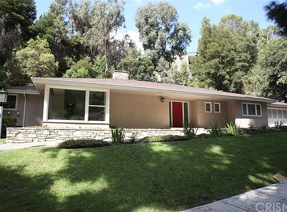 2nd image of 1151 Coldwater Canyon Dr