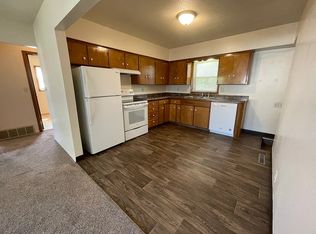 2220 Chanticleer St, Grand Island, NE 68801