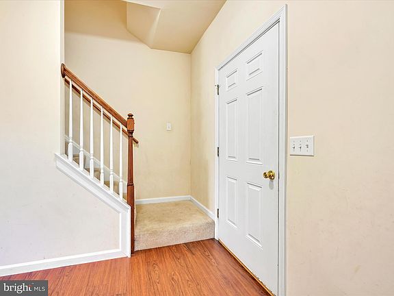 5th image of 2 Oldfield Ave #L-0022