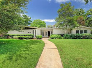 12118 Tara Dr, Houston, TX 77024