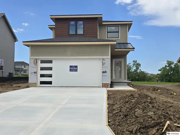 11402 N 161st Ave, Bennington, NE 68007