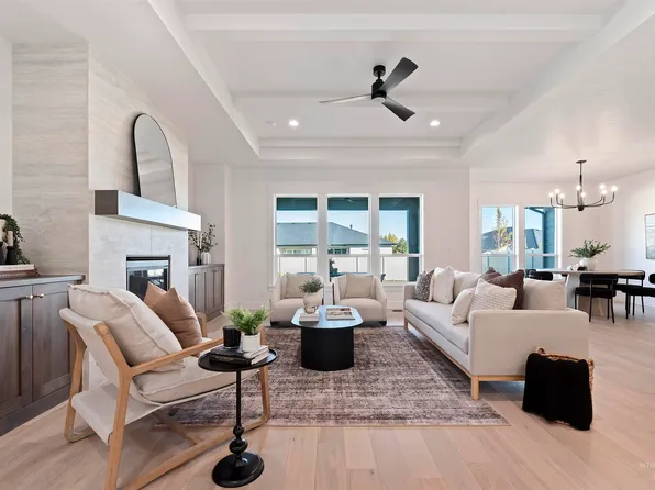 798 W Buroak Dr, Meridian, ID 83642