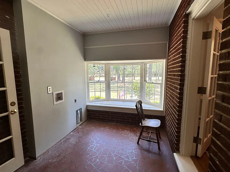 360 Melton Rd — Photo 15