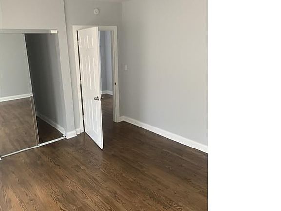 3rd image of 7637 S East End Ave APT 1E