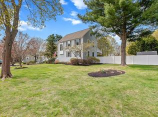201 Russell Ln, Abington, MA 02351