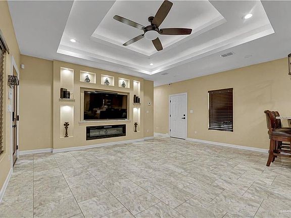 4th image of 1116 Prado Dr