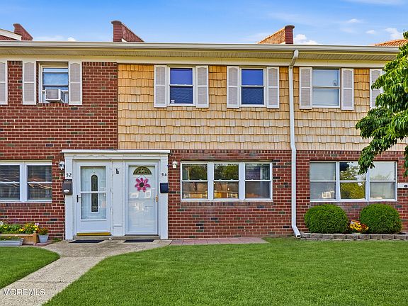 2nd image of 54 Briar Mills Drive