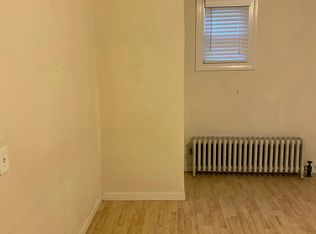 7 Shaw St, East Longmeadow, MA 01028