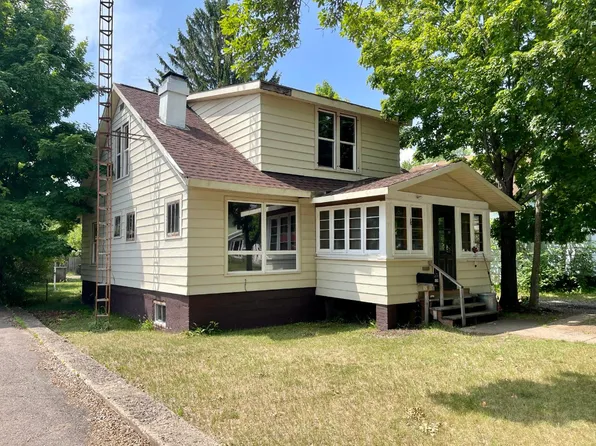 19 W Lincoln Ave, Tomahawk, WI 54487