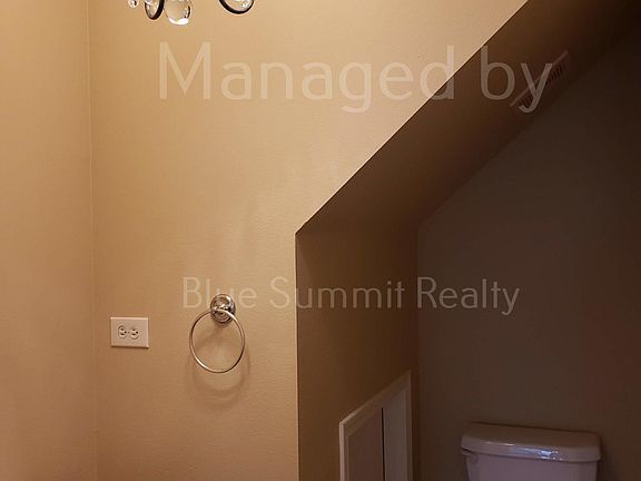 5th image of 4862 41st Ln SE