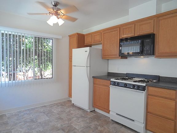 4th image of 8705 Lemon Ave