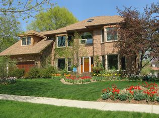 1565 Wilmette St, Wheaton, IL 60187