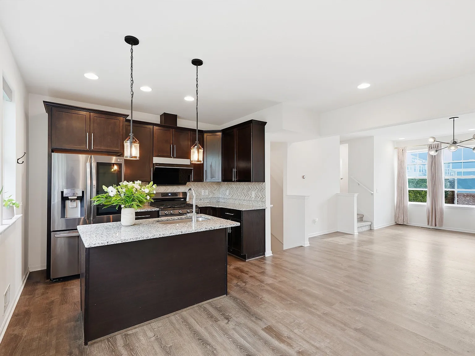 3 bed, 2.5 bath, 1780 sqft, $2,850 — Photo 4