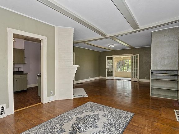 4th image of 5420 Ingersoll Ave