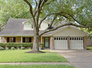 11403 Brighton Ln, Meadows Place, TX 77477