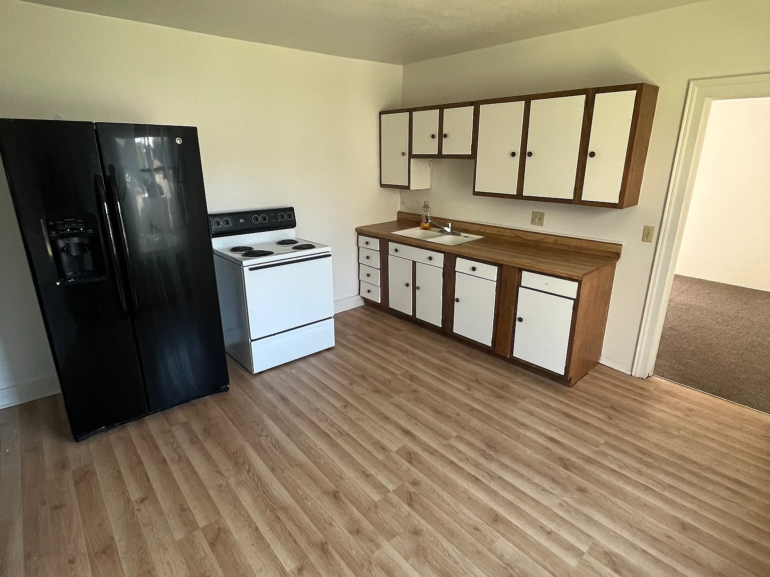 92 Benedict Ave — Photo 4