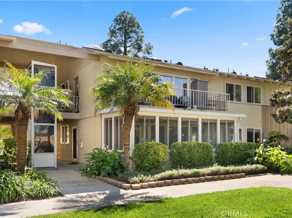 1 Via Castilla, Laguna Woods, CA 92637
