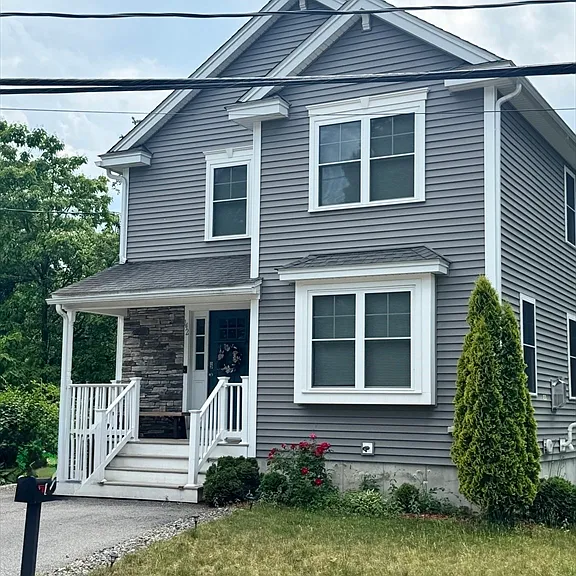 142 Grove Ave — Photo 1