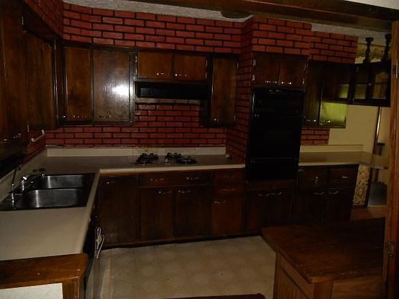 5th image of 1421 Phillips Dr