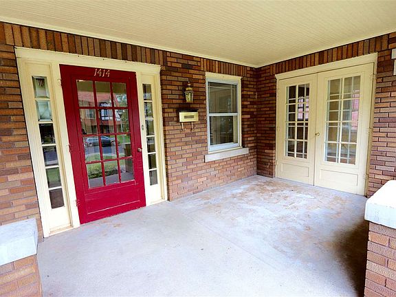 3rd image of 1414 W Parkside Dr