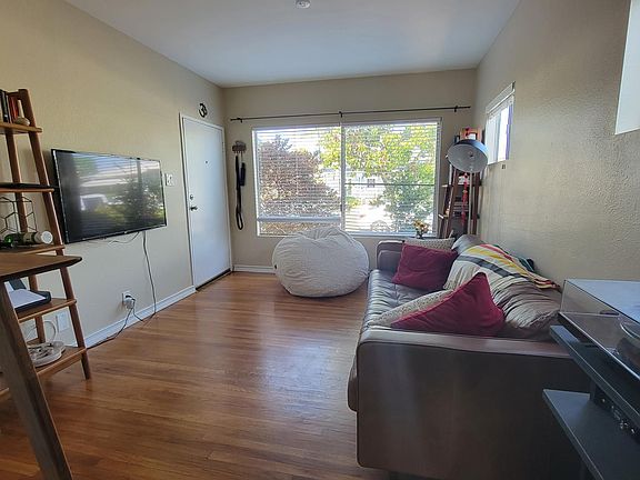 2nd image of 4919 Mansfield St #4919