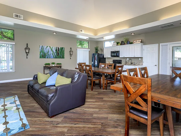 North Creek Apartment Homes — Photo 34