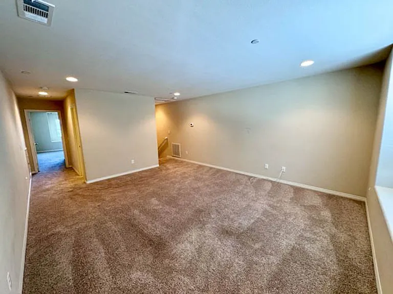 34726 Yellow Root St — Photo 39