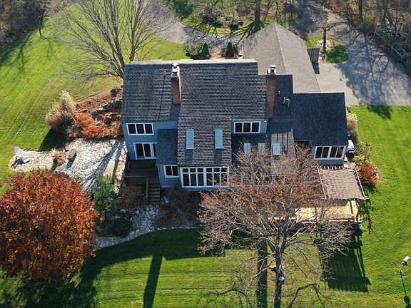 2nd image of 7673 Silverthorn Dr SE